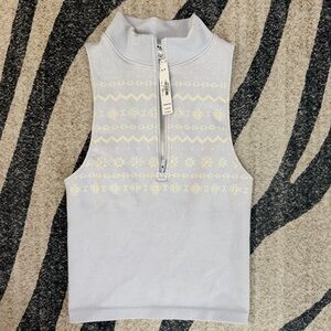 PINK Victoria's Secret Winter Seamless Half-Zip Tank Top Small
